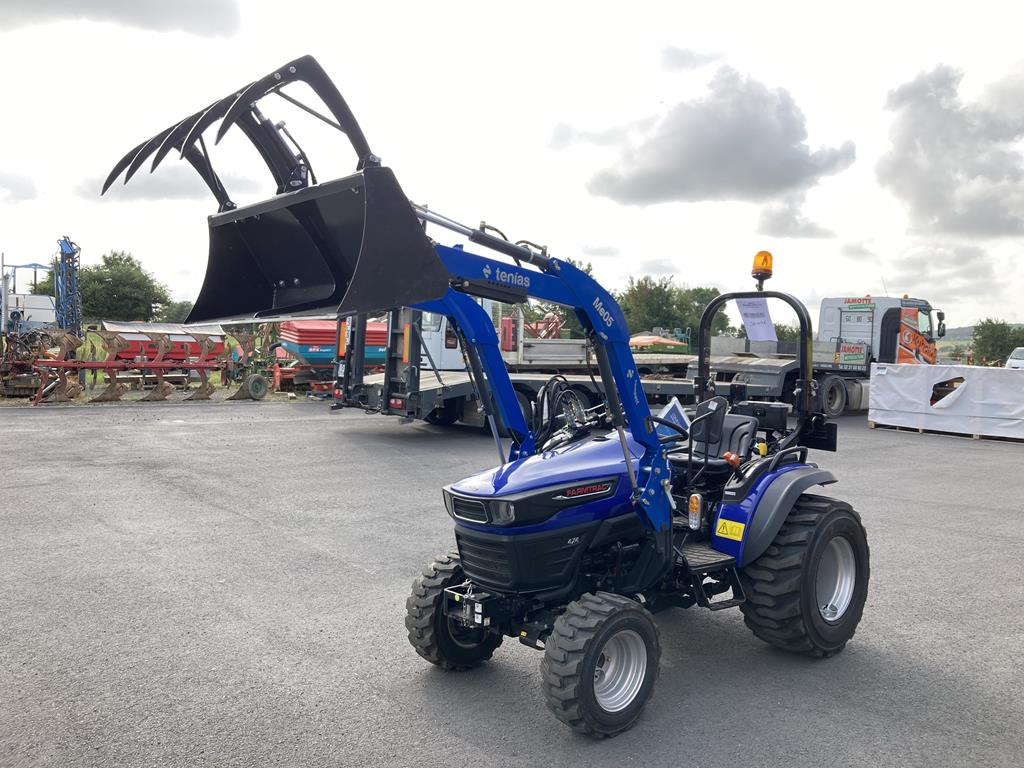 FARMTRAC FT26 HST AVEC CHARGEUR – Image 8