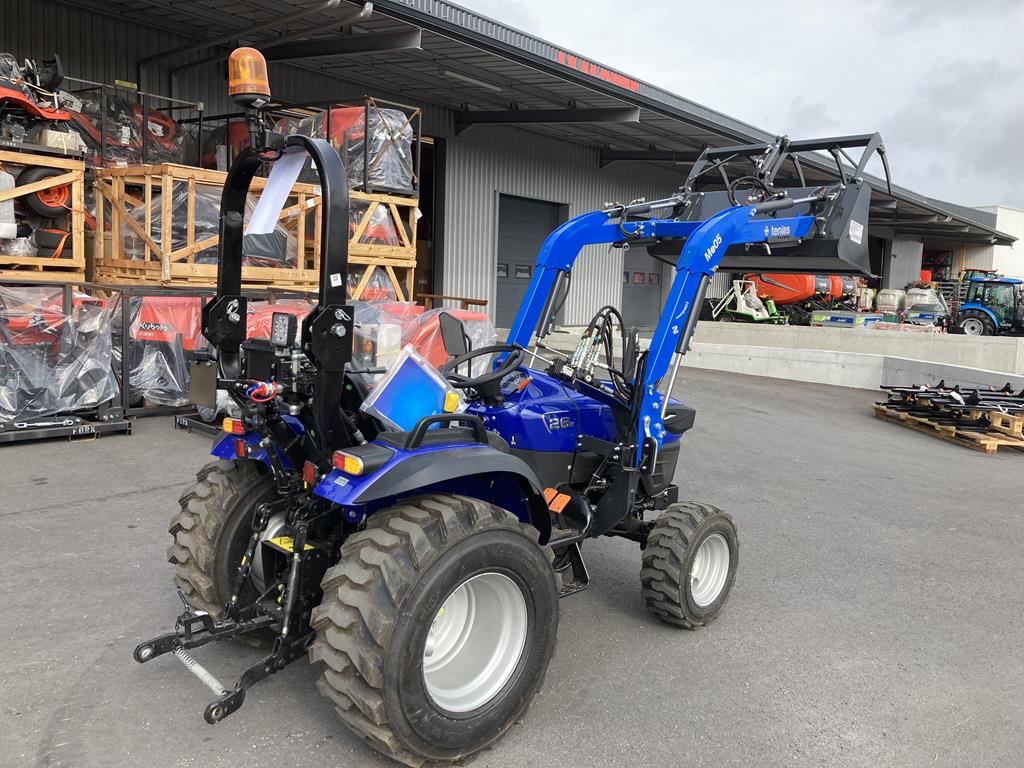 FARMTRAC FT26 HST AVEC CHARGEUR – Image 3