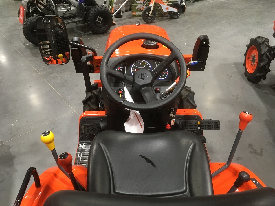 KUBOTA B1121 D – Image 7