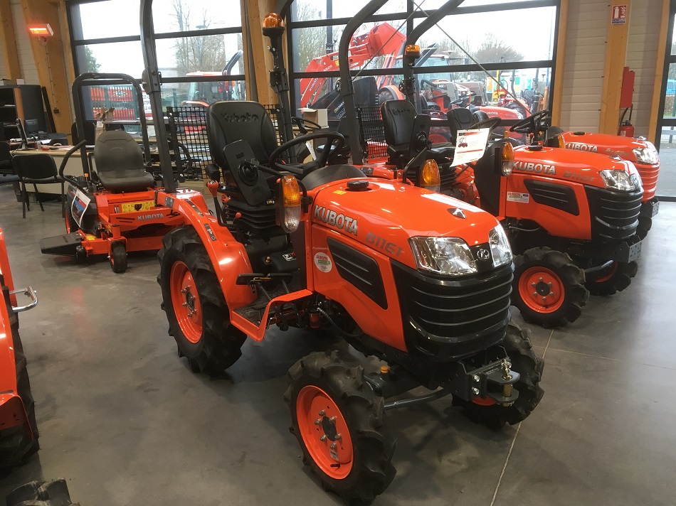 KUBOTA B1161 D