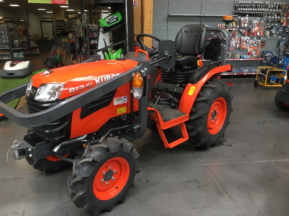 KUBOTA B1241 DW – Image 2
