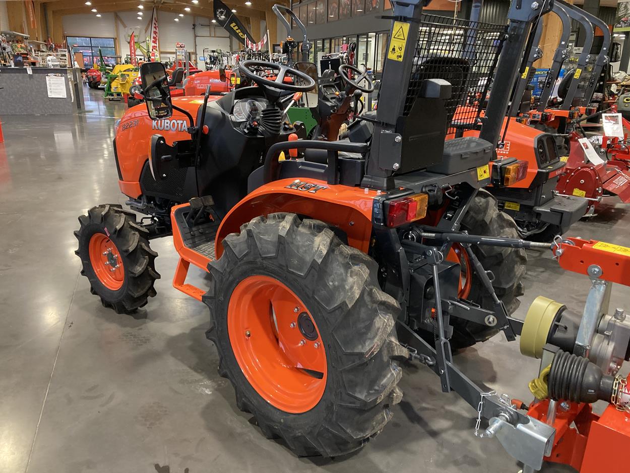 KUBOTA B2231 HDW – Image 4