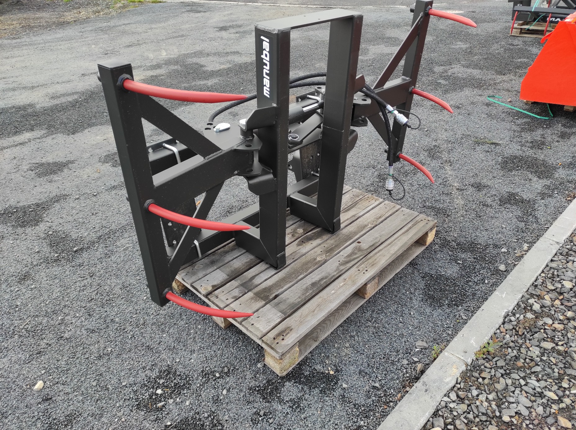 MX pince balle Manubal V40