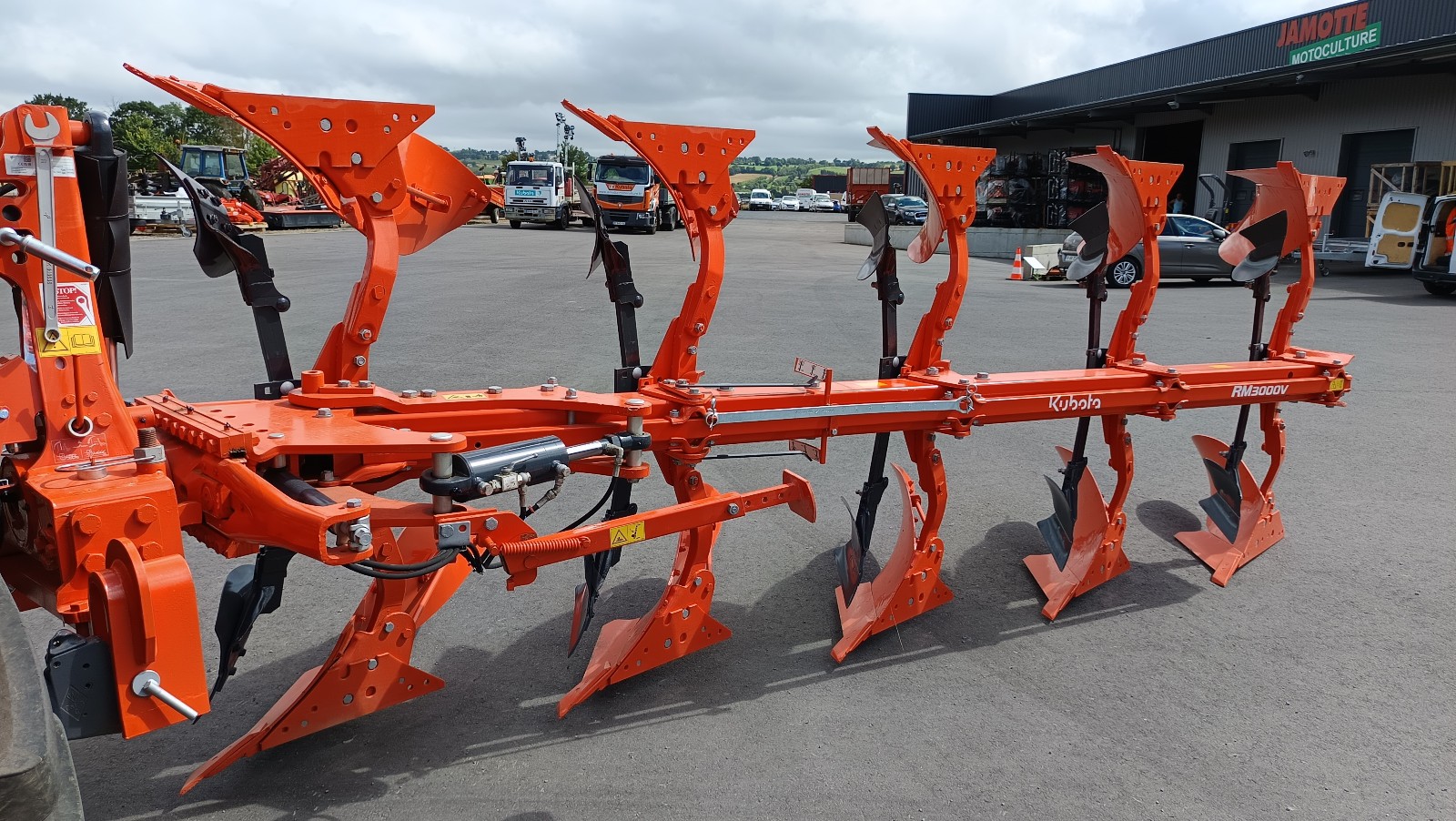 Kubota RM 3000 V 5 corps – Image 3