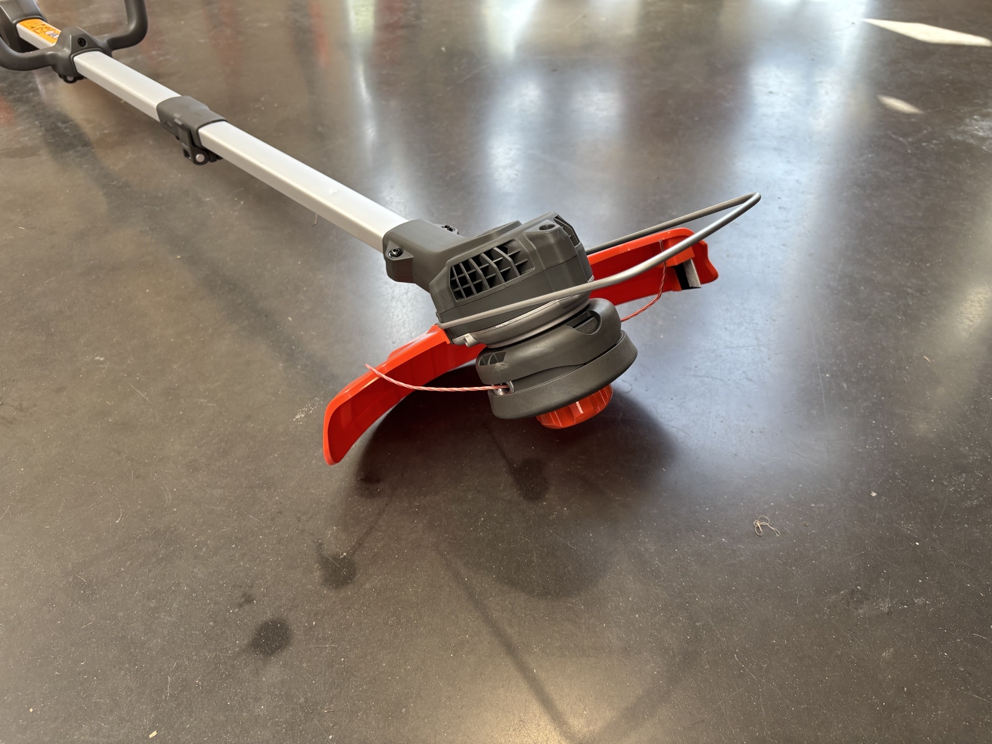 HUSQVARNA 215il – Image 3
