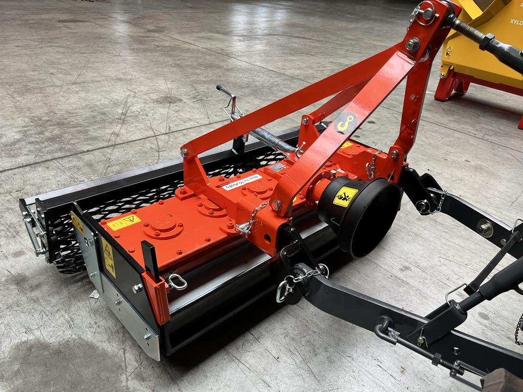 KUBOTA MTZ 120