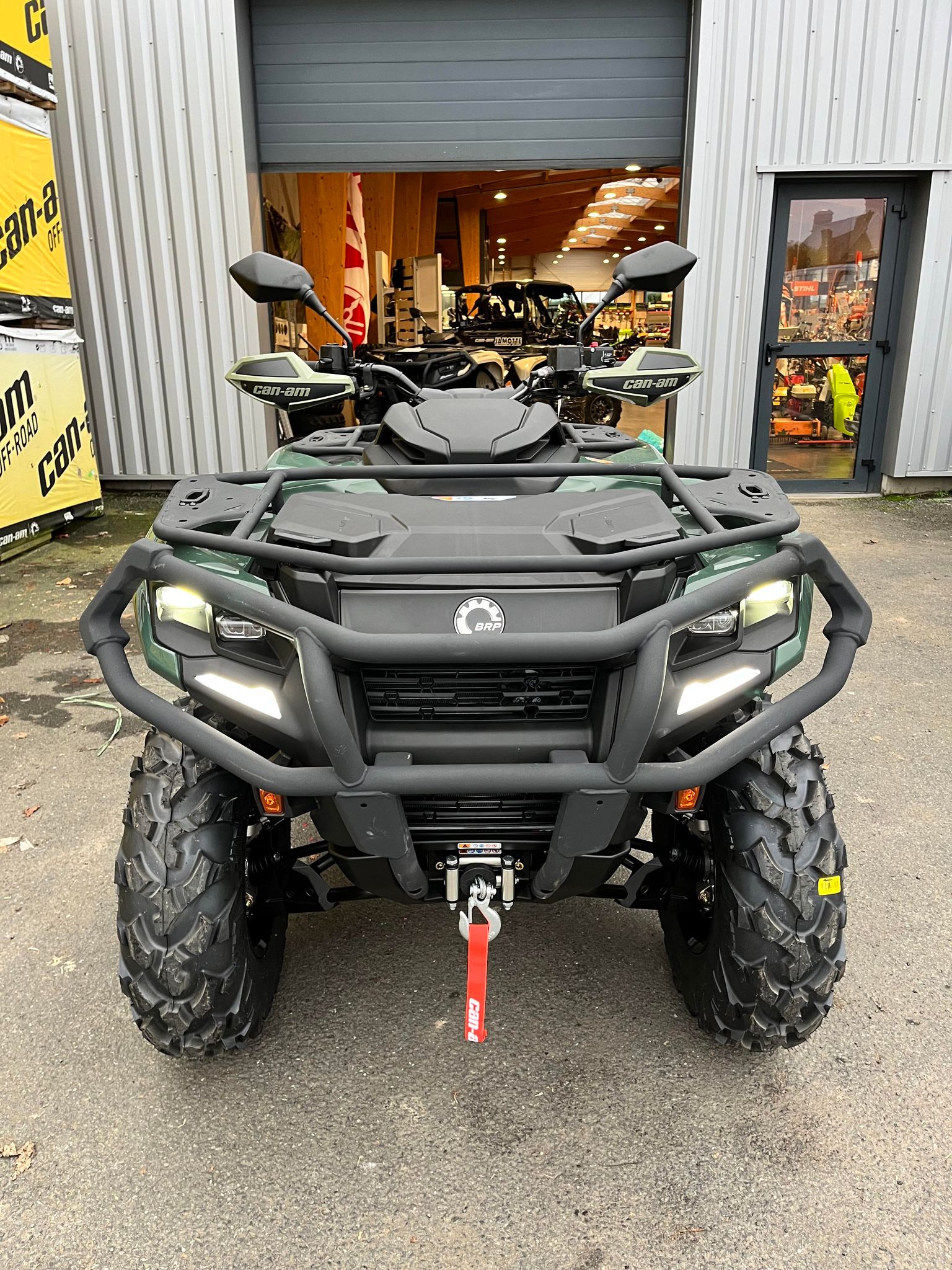 OUTLANDER PRO XU HD 7 T ABS – Image 3